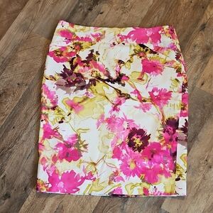 👗Charter Club Floral Pink and Yellow Pencil Skirt